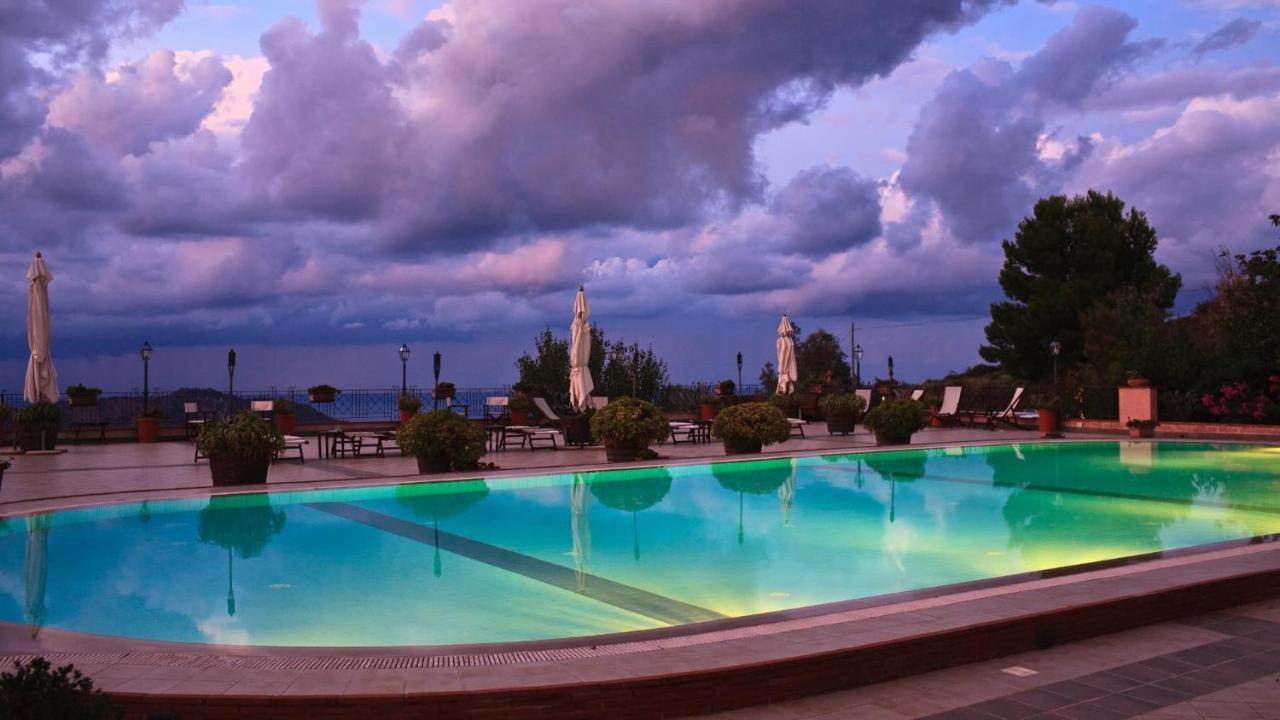 Relais Abbazia Santa Anastasia Resort & Winery Castelbuono (Sicily) Exterior foto