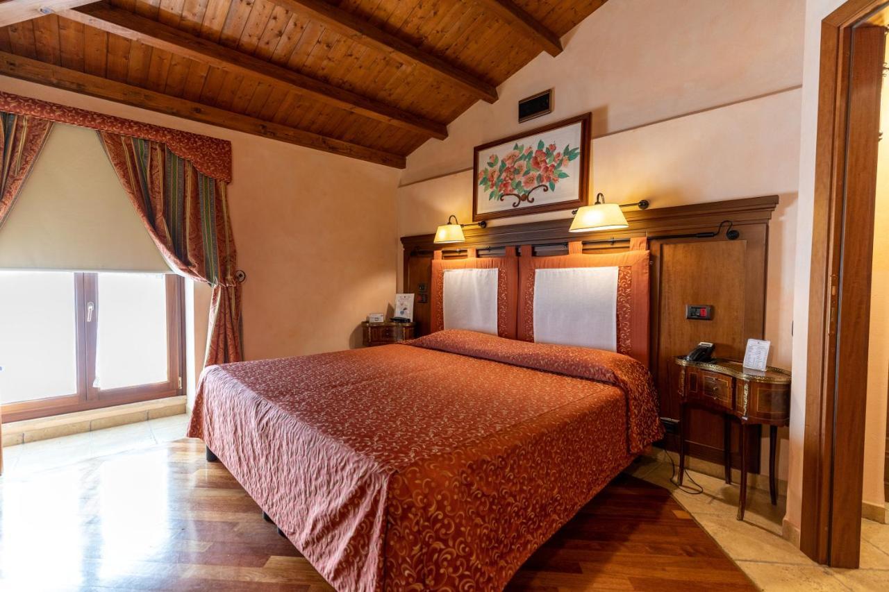Relais Abbazia Santa Anastasia Resort & Winery Castelbuono (Sicily) Exterior foto