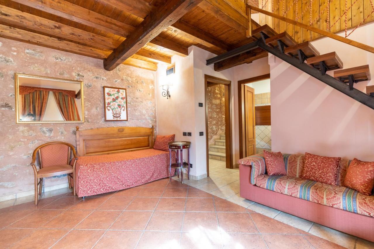 Relais Abbazia Santa Anastasia Resort & Winery Castelbuono (Sicily) Exterior foto