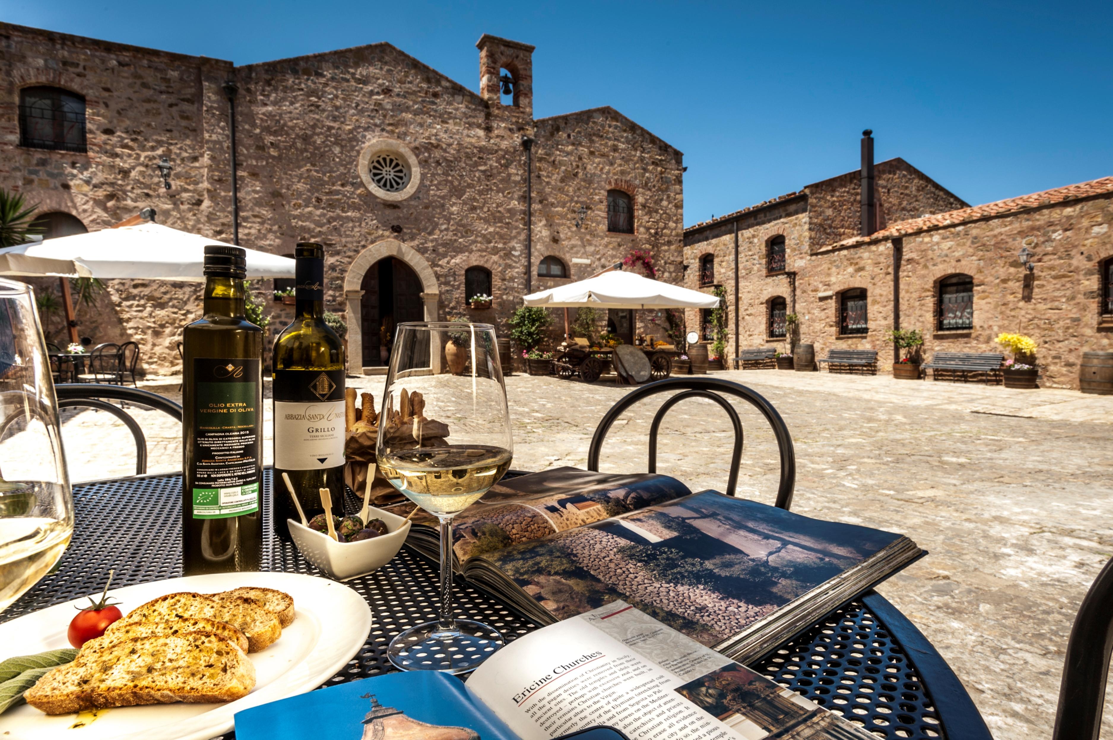 Relais Abbazia Santa Anastasia Resort & Winery Castelbuono (Sicily) Exterior foto