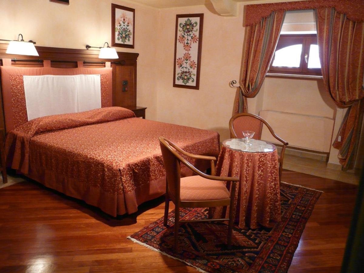 Relais Abbazia Santa Anastasia Resort & Winery Castelbuono (Sicily) Exterior foto